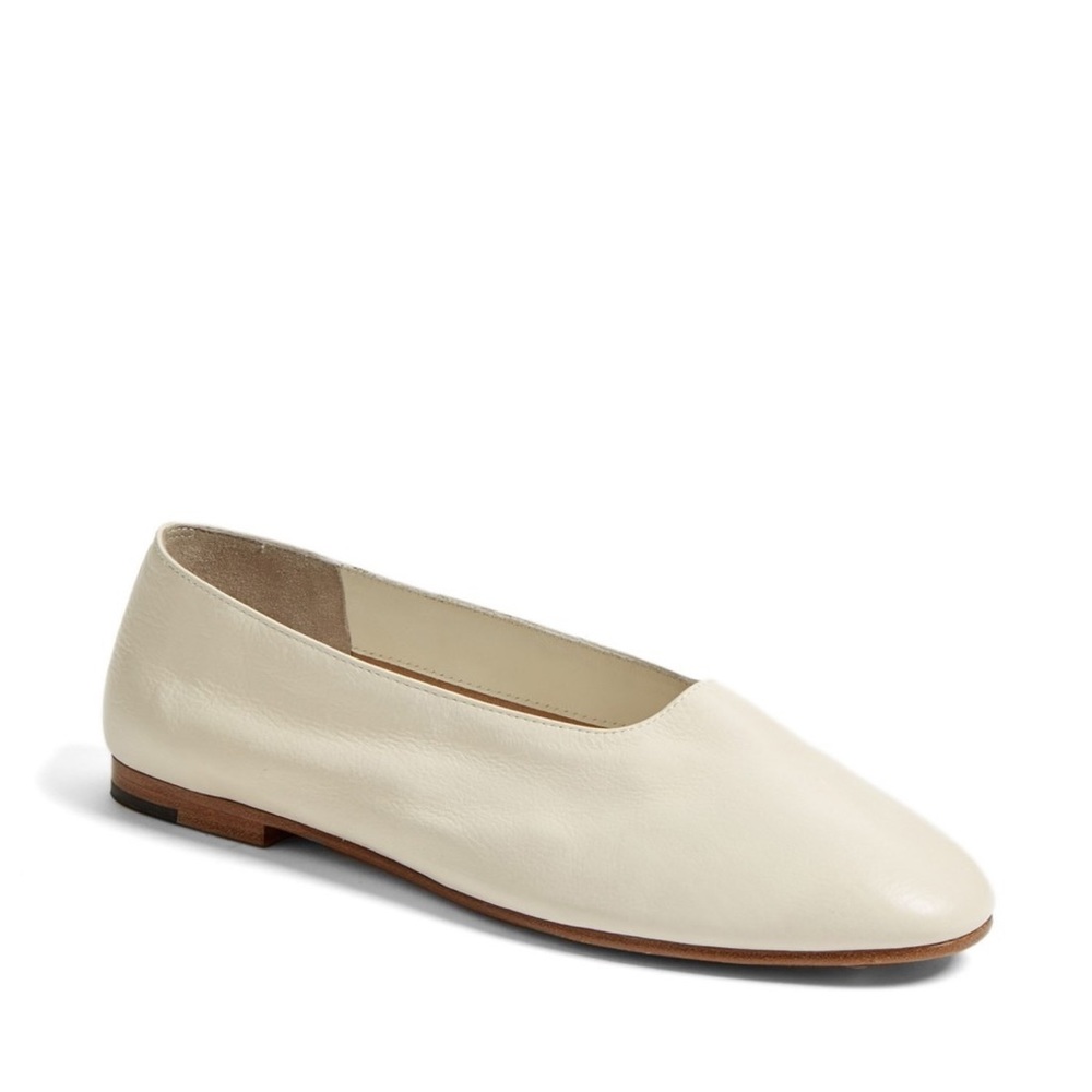 Vince Maxwell flats